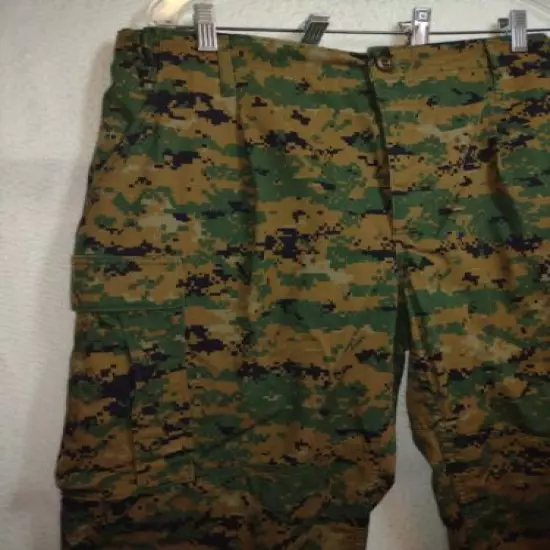 Men's Dark Brown, Green, Digital Camouflage Military Size 31-35 Double lined. A