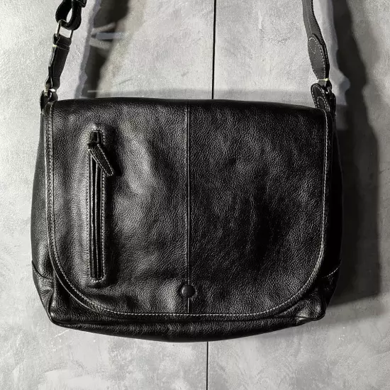 P.I.D Cow Leather Messenger Bag Black