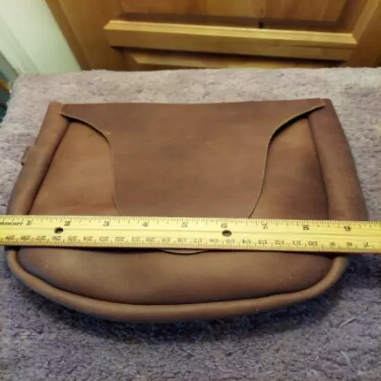 Plain Leather Belt, Beaver Tail Flap, Shooting Bag