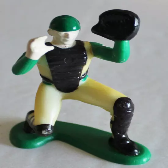 Vintage 1981 WILTON BASEBALL CATCHER FIGURE CAKE TOPPER G2