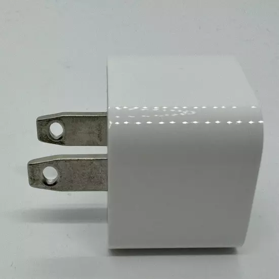 Apple A1385 5W USB Wall Charger Cube Power Adapter for iPhone - White MD810LL/A