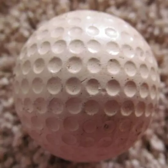 VINTAGE DOUBLE DOT DIMPLE GOLF BALL-SUPER WHIPPET1940'S LOTS OF ORIGINAL PAINT