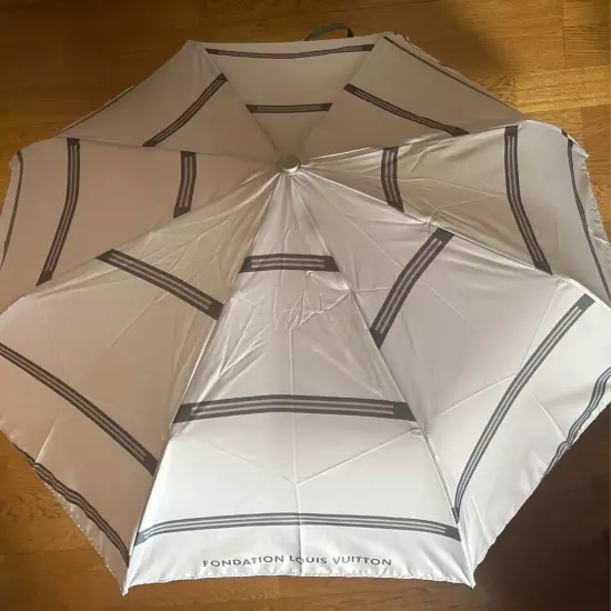 FONDATION LOUIS VUITTON Folding Umbrella Silver gray Limited Edition Genuine